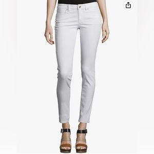 NWT Michael Kors White Denim Jeans - Has Some Stretch - Size 6